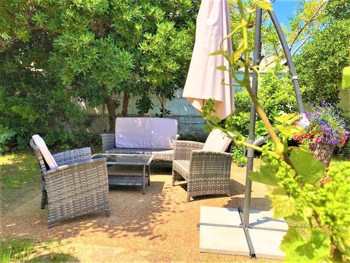 Apartments With Boat Mooring Marija Supetarska Draga Exterior photo